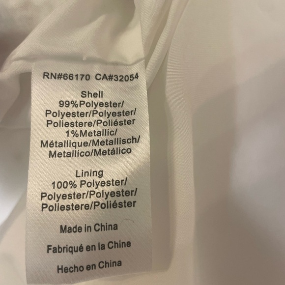 Hutch Cream Tweed Button-Up Mini Dress – Effortlessly Stylish with pearl buttons - Picture 3 of 10